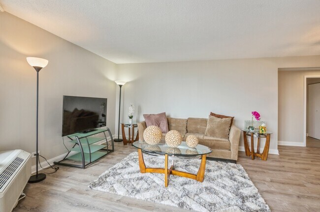 Photo - 5320 N Sheridan Rd Unit 403