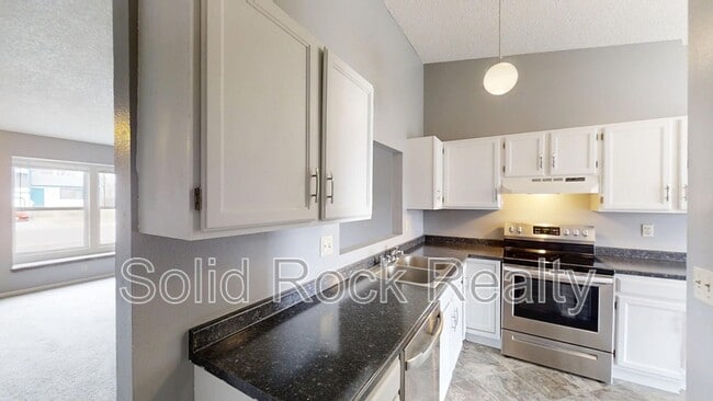 Building Photo - 948 Bromefield Dr