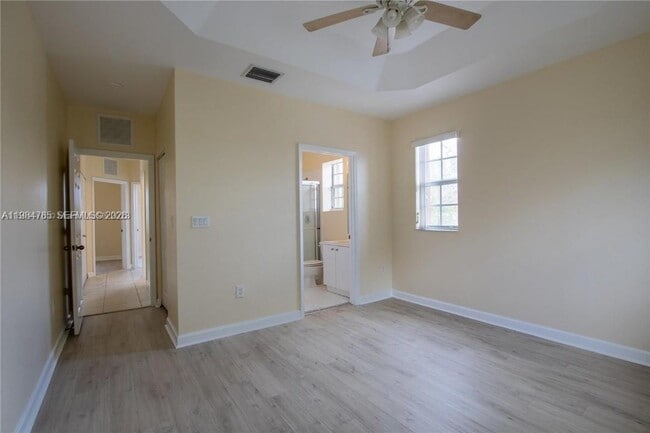 Photo - 1490 NE 33rd Rd Unit 101-18