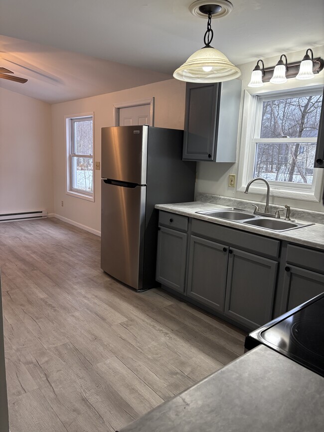 Photo - 4161 Romeo Rd