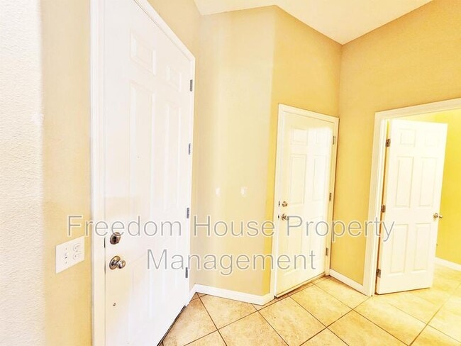 Photo - 1421 Star Rd Unit #2