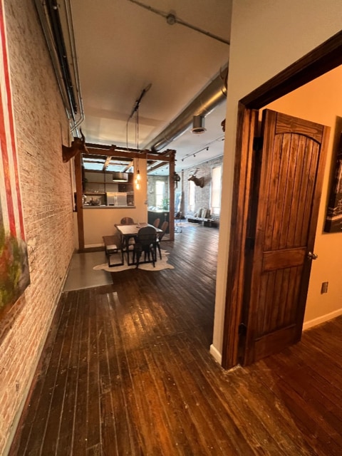 Photo - 214 E Commercial St Unidad 1