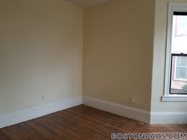 Photo - 81 Ruthven St Unidad 1