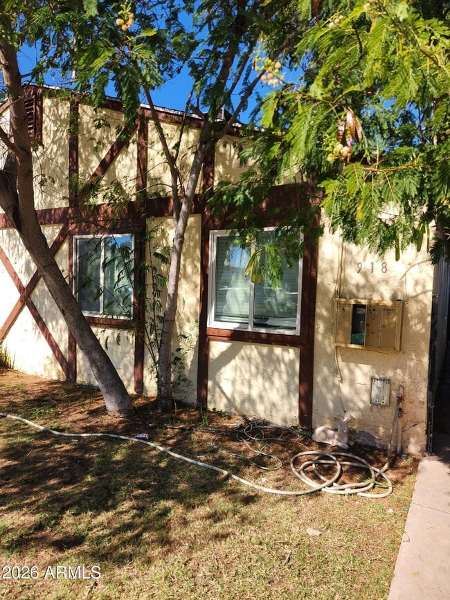 Photo - 918 E Garfield St Unit C