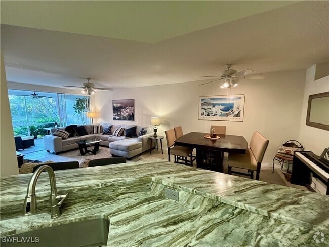 Building Photo - 6813 Satinleaf Rd S Unit 103 Rental