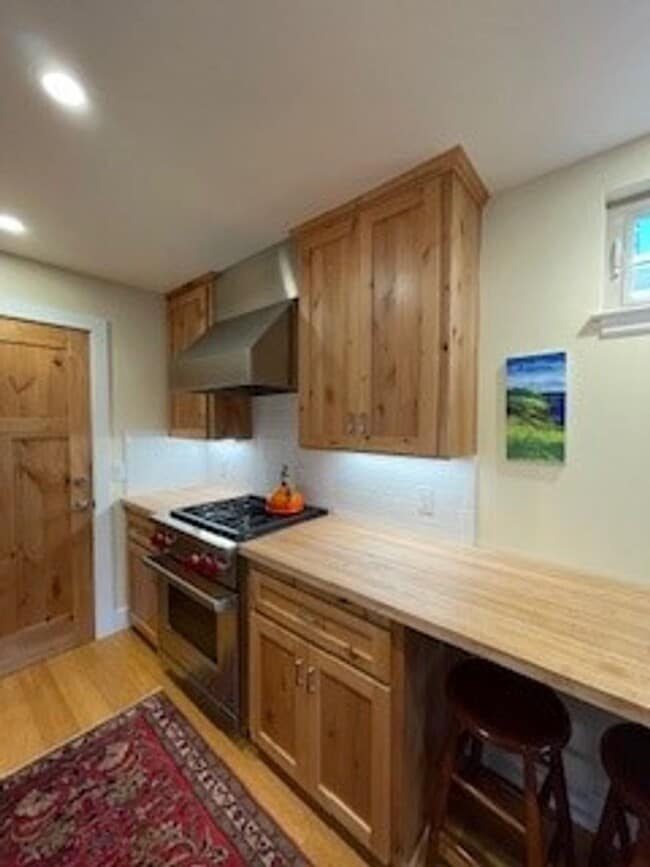 Photo - 481 Hillview St Unit 481 Hillview Dr. B