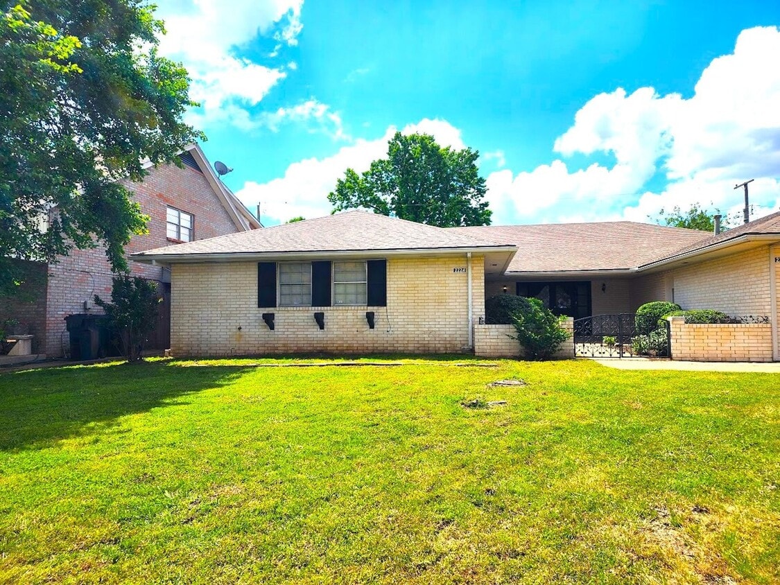 Photo - 2224 NW 49th St