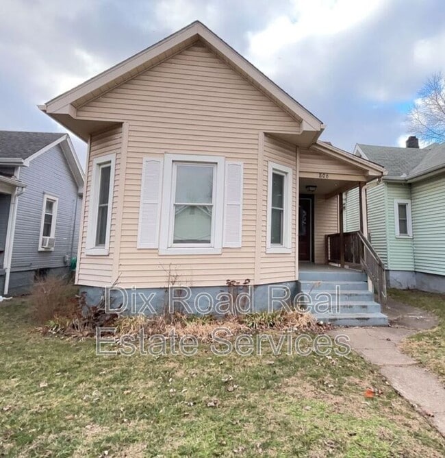 Building Photo - 806 Elwood St