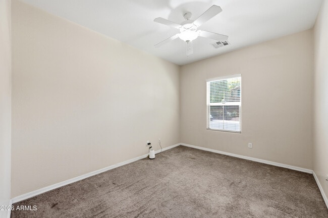 Photo - 2220 W Beverly Ln