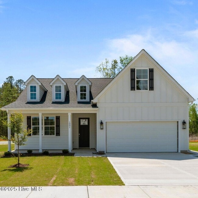 Photo - 1001 Tawney Trce