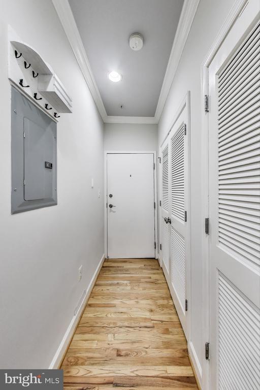 Building Photo - 430 Irving St NW Unit 202 Rental