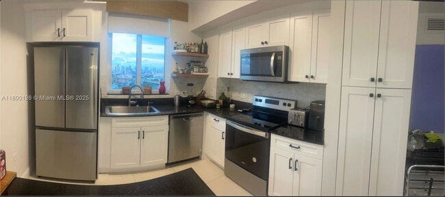 Building Photo - 1871 NW S River Dr Unit 2007 Rental