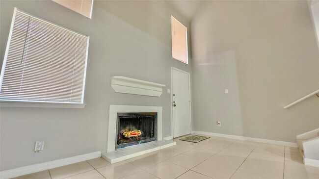 Photo - 6438 Alisa Ln Unit 407