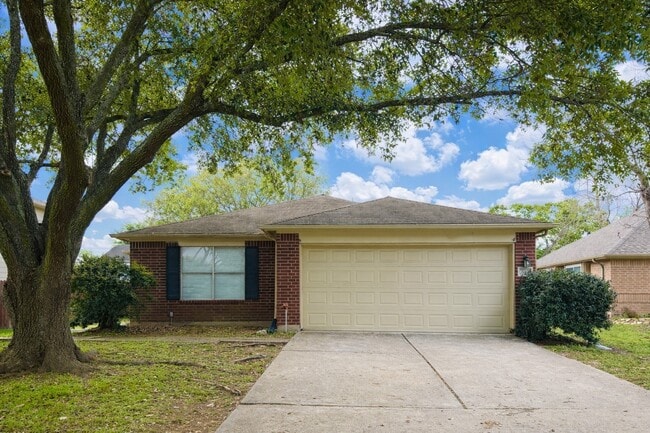 Building Photo - 20423 White Poplar Dr