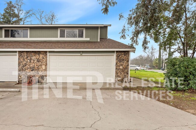 Photo - 6355 Villa Dr