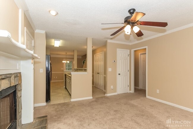 Photo - 1318 N Hampton Dr