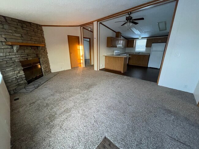 Photo - 106 Ashley Cir