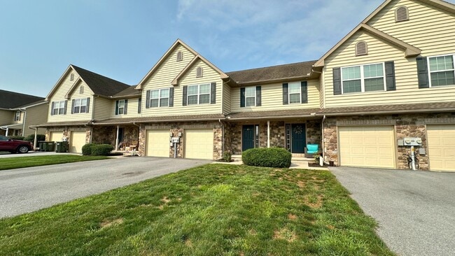 Photo - 210 Mount Olive Ln