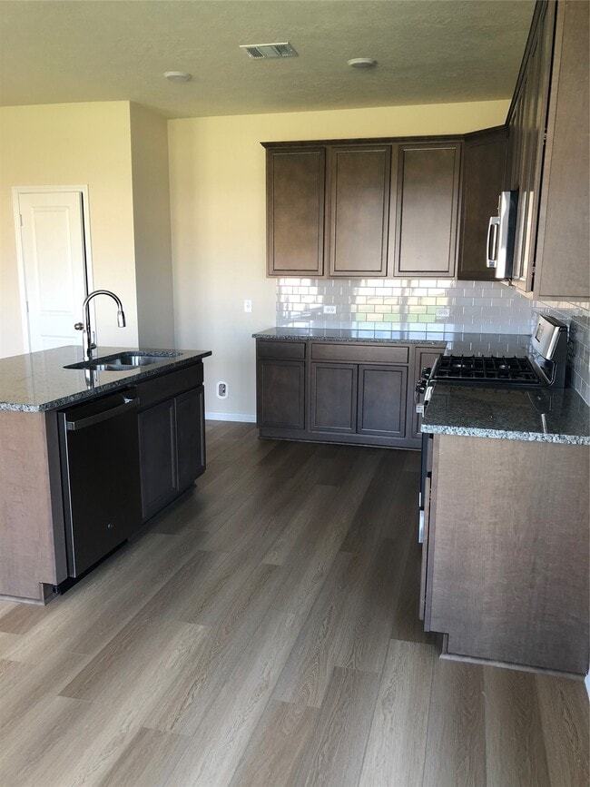 Photo - 1006 Old Vine Rd