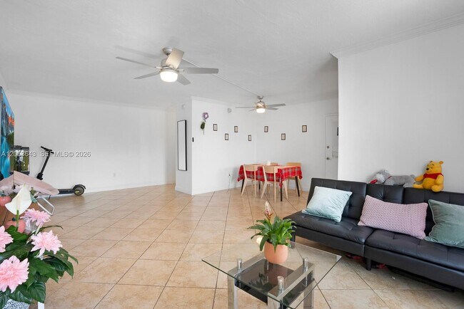 Photo - 1300 Lincoln Rd Unit A701
