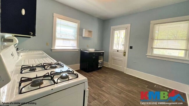 Photo - 1019 E Burlington St