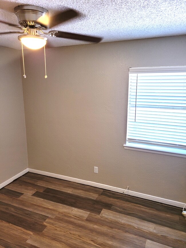 Photo - Padres Village Apartments