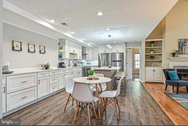 Photo - 12001 Ridge Knoll Dr Unit 805A