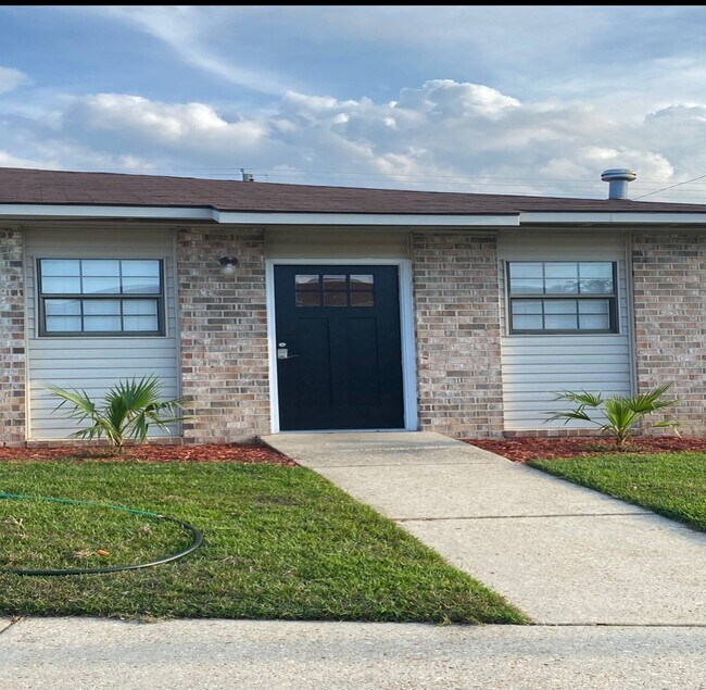 The Palms at Dothan Apartments For Rent in Dothan, AL