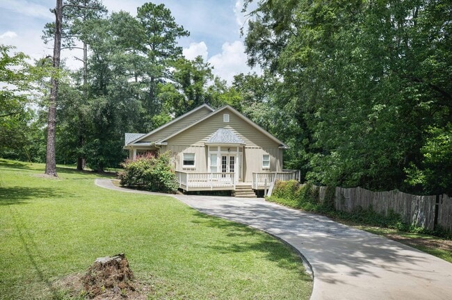 Photo - 680 Herring Dr