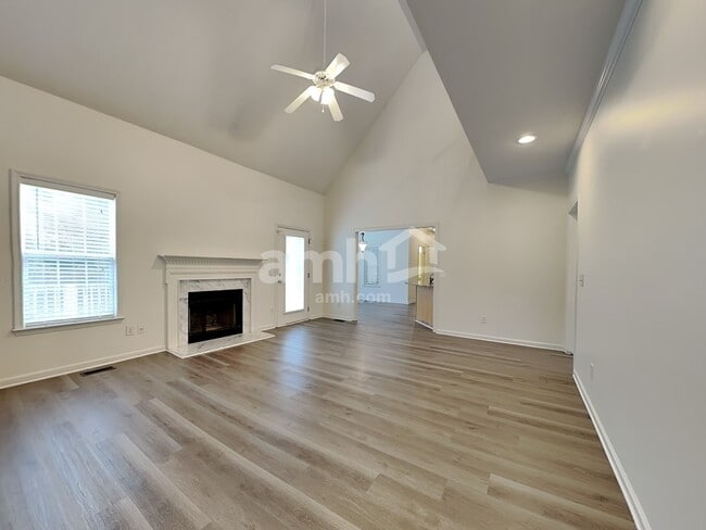 Photo - 8505 Rockcliff Rd