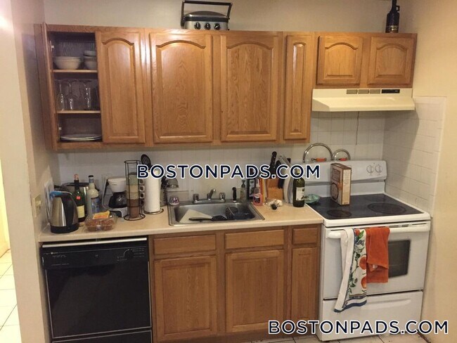 Photo - 104 Hammond St Unit 2