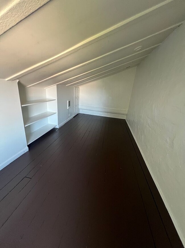 Photo - 857 E Market St Unit 2nd Floor