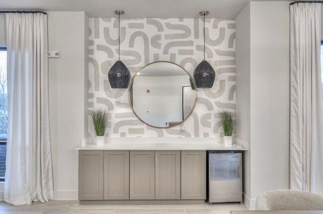 Photo - Daffan Flats