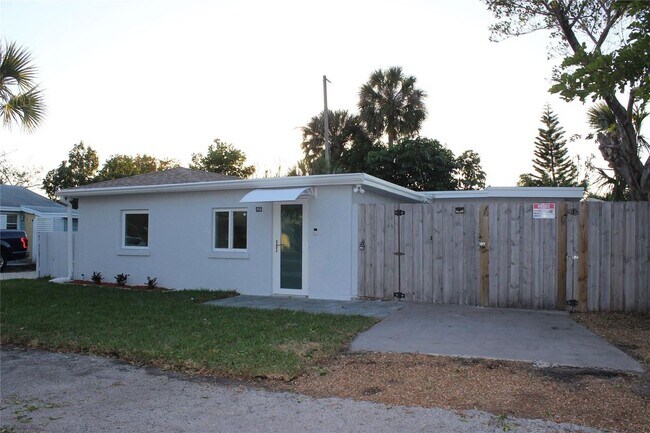 Photo - 522 SE 20th Ct