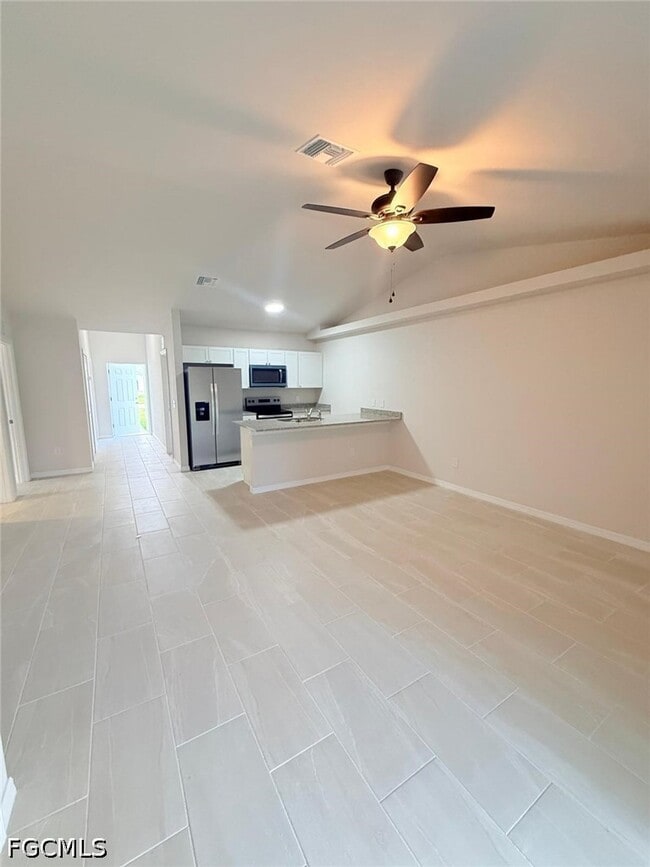 Photo - 620 SE 7th St