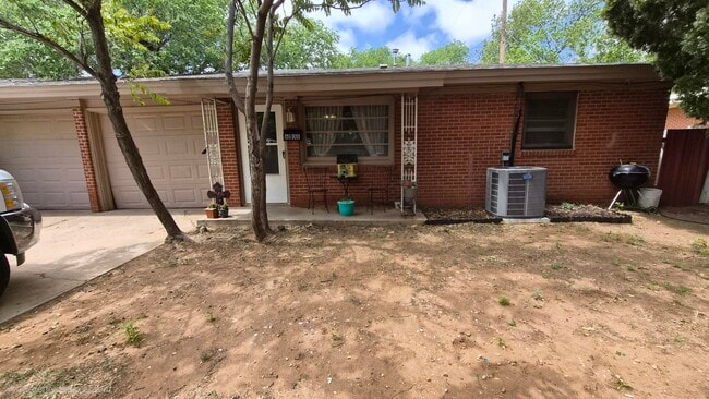 Photo - 6108 Avenue W