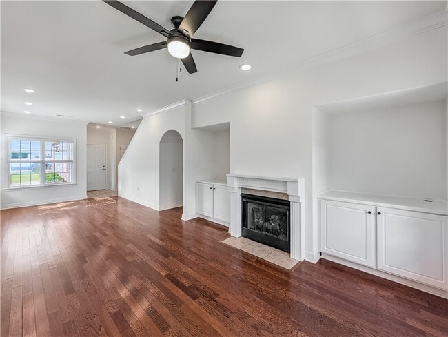 Photo - 904 W Dixson St