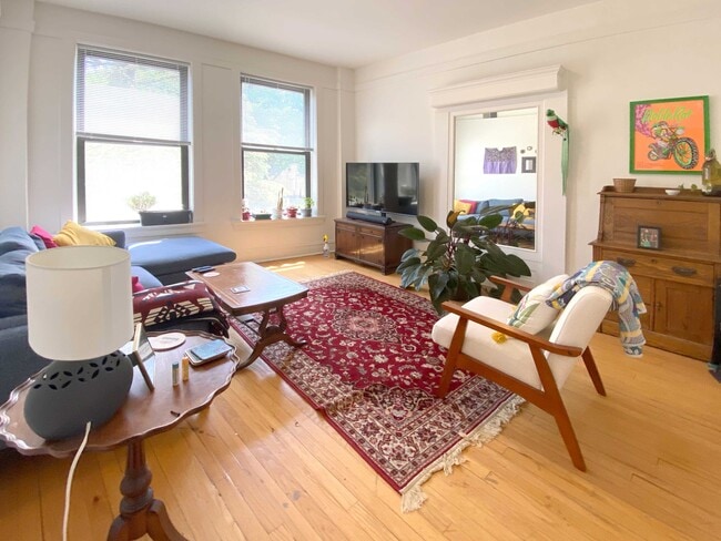 Photo - 1462 W Leland Ave Unit 3E