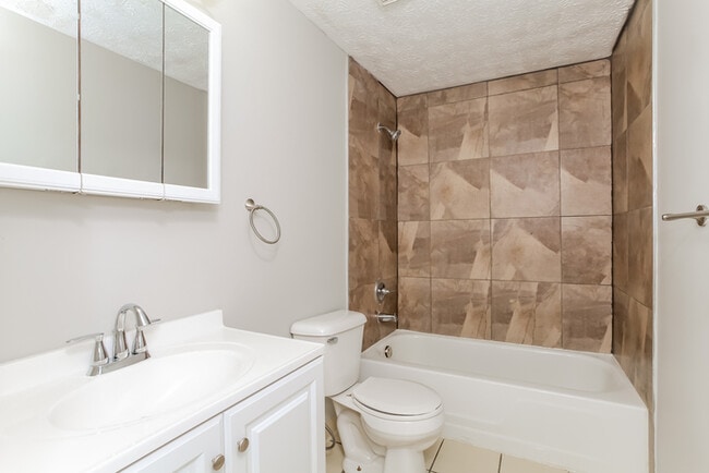 Photo - 11996 Wincanton Dr