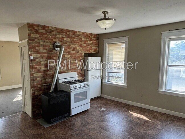 174 Ingleside Ave Unidad 2