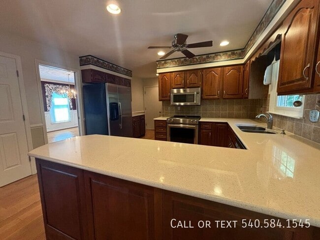 Photo - 5175 Lakeland Dr
