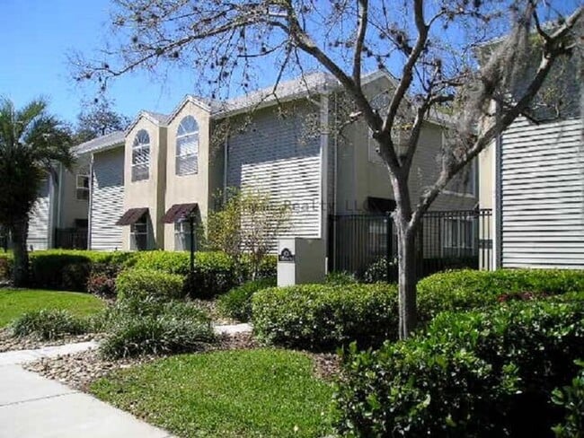 Building Photo - South Tampa condo in Hyde Park Unit APT 1