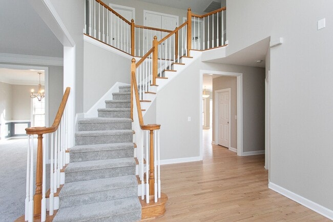 Photo - Beautiful 5 bedroom home in Cameron Estates!