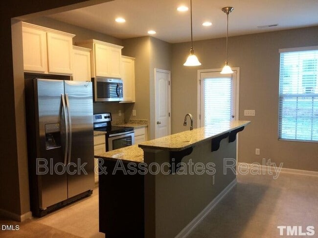 Photo - 122 Phantom Ln
