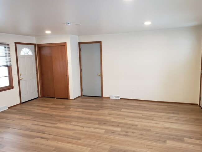 Photo - 2980 Hope Rd