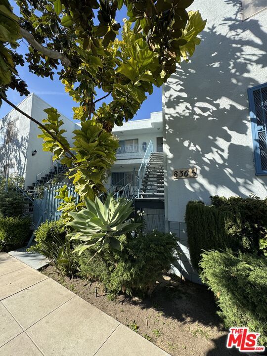 Building Photo - 8365 Gregory Way Unit B Rental