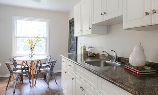 Photo - Berkshire Village