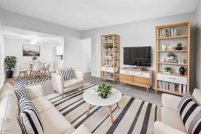 Sala de estar - Cambridge Court Apartments