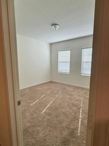 Photo - 2417 Silver Leaf Ln