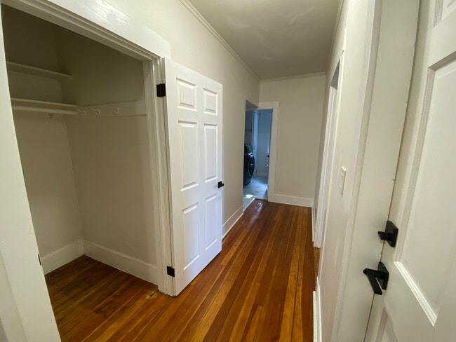 Photo - 17 Linden Pl Unit 2